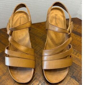 Baretraps Janus Tan Strappy Comfort Sandals Womens 9.5M